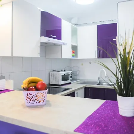 Lägenhet Violet Apartment